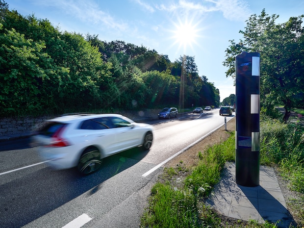 TraffiTower2 Geschwindigkeitsüberwachung in Kirchseeon 